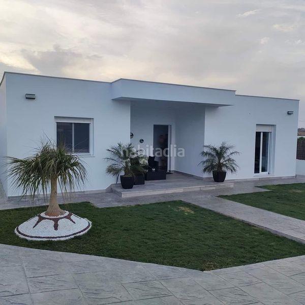 Foto faf0b347-2428-4ff4-8fa5-42fc83daad21. Lloguer casa a Conil Conil de la Frontera