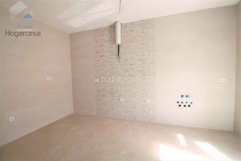 Foto 7b912145-f8f6-454d-8268-7cfc9ac666c8. Casa adossada amb calefacció aparcament a Rinconada (La)