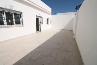 Casa adossada  Vicente martin y soler. Casa adosada en venta en la rinconada, 3 dormitorios.