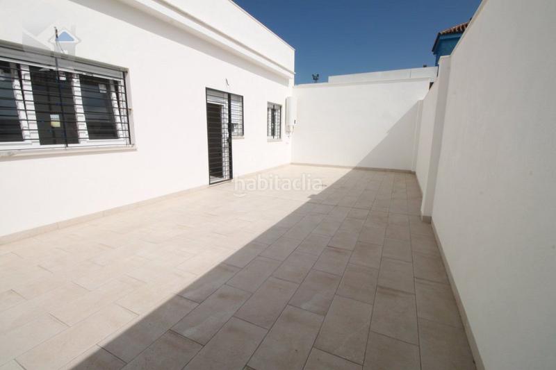 Foto be3b2c6e-467f-4384-98f3-06cccffd1db2. Casa adossada amb calefacció aparcament a Rinconada (La)