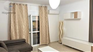 Miete Etagenwohnung  Maria vázquez ponce. Piso en alquiler en san josé de la rinconada, 3 dormitorios.