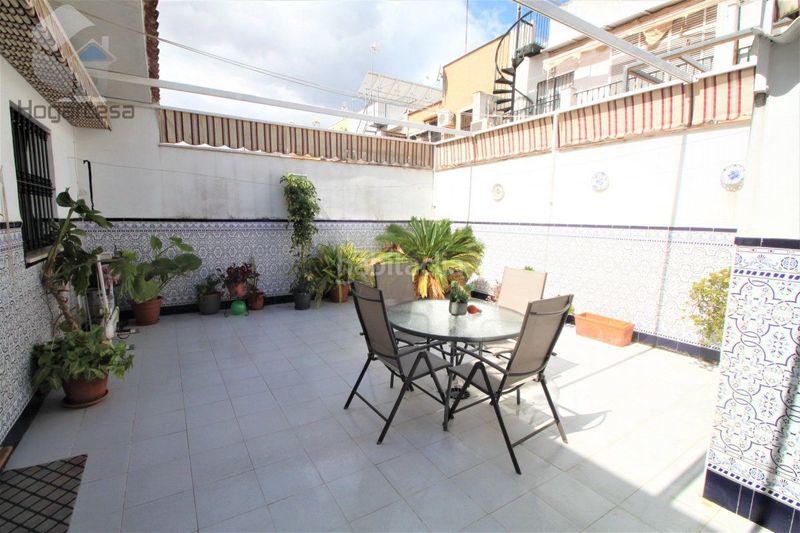 Foto c62a59c9-412e-43dc-9a19-c154a3d52226. Casa amb aparcament a San Jose de la Rinconada