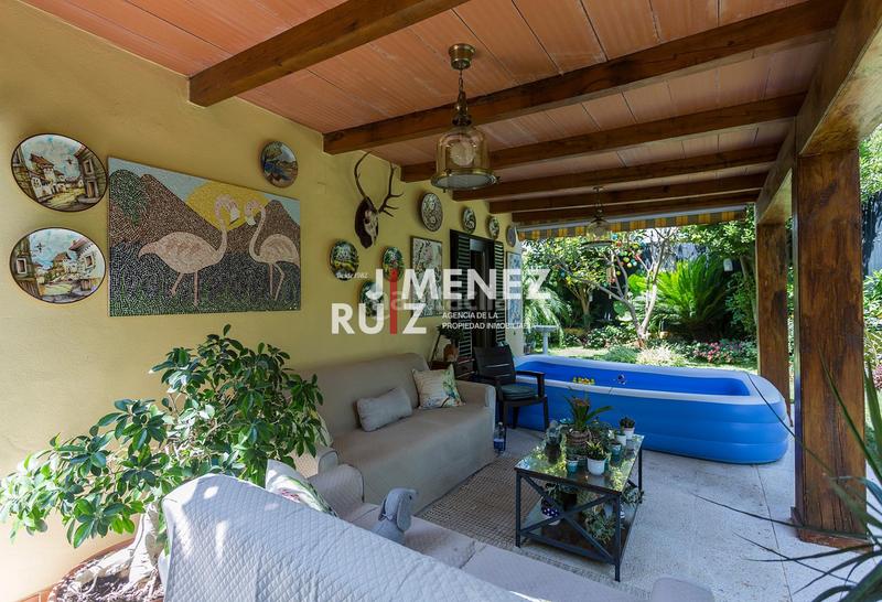 Foto f7ba9867-b62f-4abf-97a0-25dafdf05819. Casa aparellada amb aparcament a El Águila Puerto de Santa María (El)