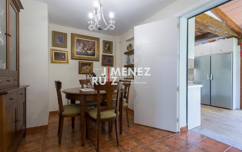 Foto fad117a0-aa50-405d-8b61-ee713affbff0. Casa aparellada amb aparcament a El Águila Puerto de Santa María (El)