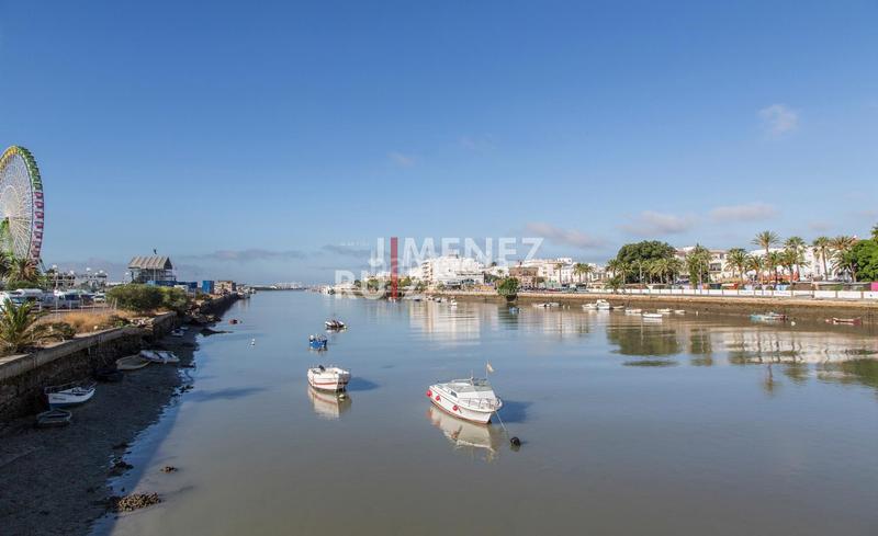 Foto aeb5b1e1-d8cd-4d4b-855b-baba5737c585. Piso el puerto de santa maríapiso en Casco Histórico - Ribera del Marisco Puerto de Santa María (El)