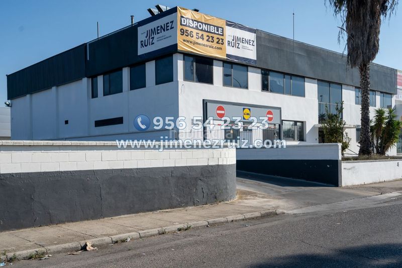 Foto 4ad0bd0a-7f16-4540-be82-0a04a1b558ad. Edifici a Vistahermosa Puerto de Santa María (El)