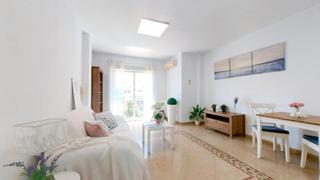 Appartement  De la iglesia. Rebajado apartamento junto a la playa del rincón de la victoria.
