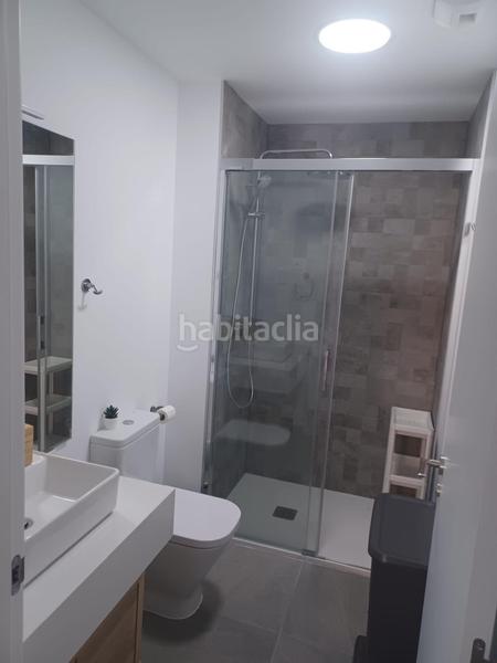 Foto 124aeb84-28fc-4e7e-b351-437457355030. Lloguer pis amb aparcament piscina a Poniente-Faro Torre del Mar