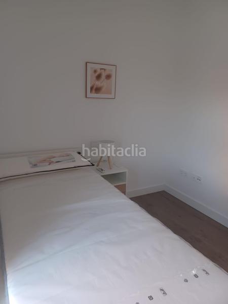 Foto 616d2a2f-08a3-4f06-88cb-ea7be01f6836. Lloguer pis amb aparcament piscina a Poniente-Faro Torre del Mar