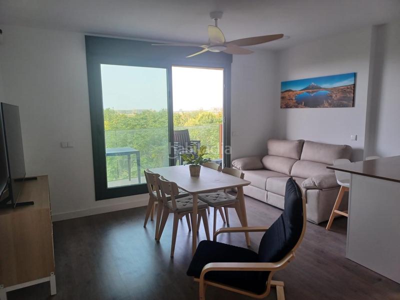 Foto a92d5f1e-dc63-4b1e-9c07-ec7994c8ceaf. Lloguer pis amb aparcament piscina a Poniente-Faro Torre del Mar