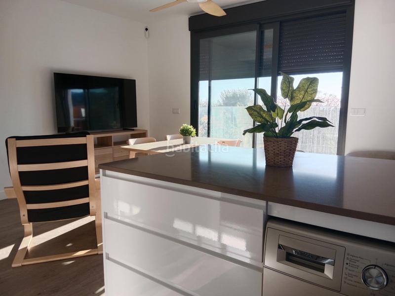 Foto c5f14686-35d3-4616-924f-8281d2a60861. Lloguer pis amb aparcament piscina a Poniente-Faro Torre del Mar