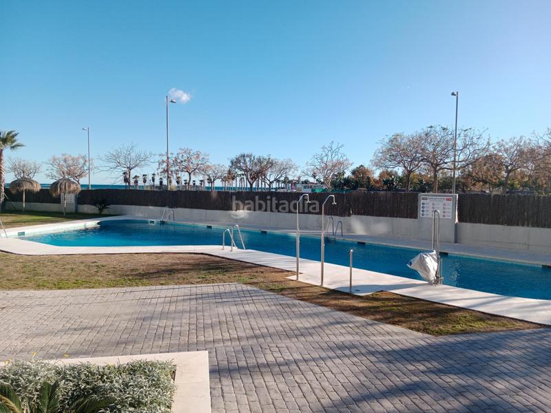 Foto dfa1481a-c523-4779-bb6d-7beb24294a79. Lloguer pis amb aparcament piscina a Poniente-Faro Torre del Mar