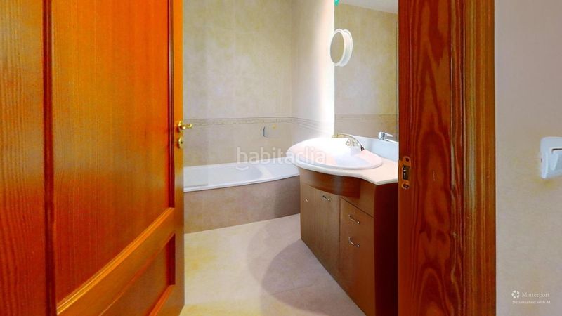 Foto fc0fcc02-98c4-4d6b-a6f8-e14dccfb215b. Casa adossada amb aparcament piscina a Lo Cea Rincón de la Victoria