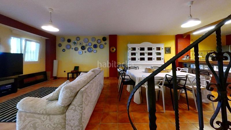 Foto f893f6af-da65-46f1-a87a-d5047c904d88. Casa adossada amb calefacció aparcament piscina a Rincón de la Victoria