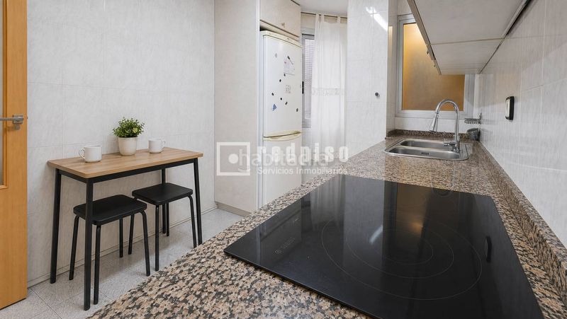 Foto d72ac6c3-18a5-4094-bcd0-f52487bccbf1. Pis a Trinitat Valencia