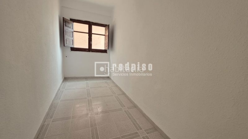 Foto 3376150e-7c21-4062-954a-f79c1fff4c91. Pis a Trinitat Valencia
