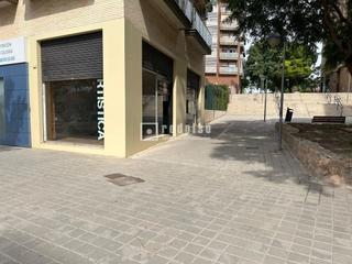 Local Comercial  Cardenal francisco lvarez. Venta de local con salida de humo