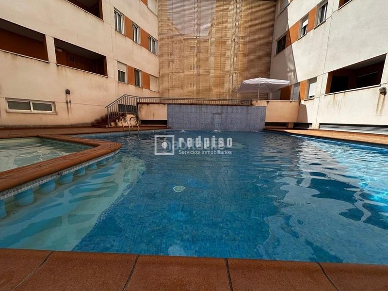 Foto 9f29105a-5fb3-4796-b872-aa94472349f8. Appartamento con piscina in Sax