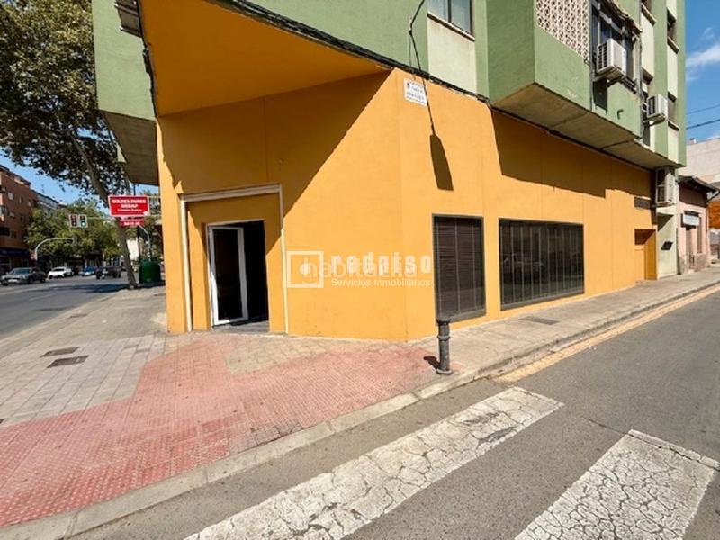 Foto 131f1778-efcc-423c-bb75-abbb9b16a9b9. Locale commerciale in Ciudad de Asís Alicante