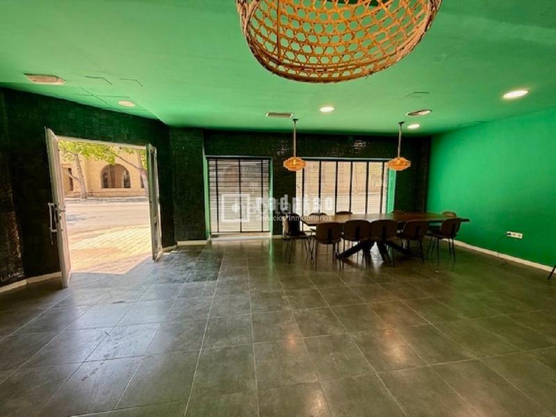 Foto 2f91e8a8-12a2-475c-a58d-709980dc5355. Locale commerciale in Ciudad de Asís Alicante