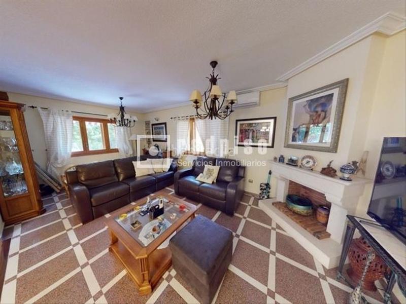 Foto 41ebaf7c-84e1-4318-9f0c-ca6a1f2699c1. Xalet amb calefacció piscina a Almajada-Ravel Mutxamel