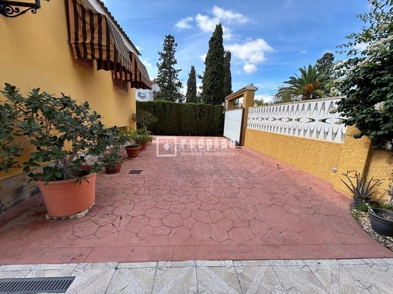 Foto dbb32ab7-a9ed-4996-b0da-3179bbe035f7. Xalet amb calefacció piscina a Almajada-Ravel Mutxamel