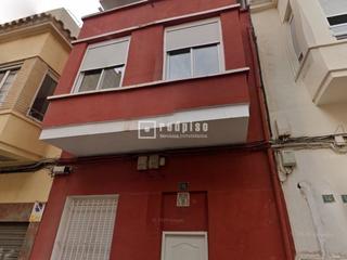 difice  San carlos. Edificio a pocas calles del centro tradicional de alicante.