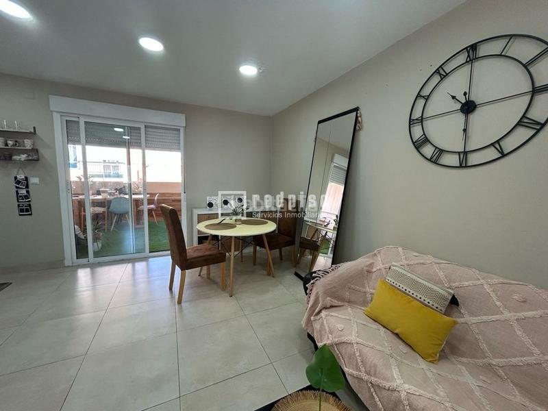 Foto 10aa1f98-2ade-4514-97e5-0afc9059fcc9. Édifice dans San Antón Alicante