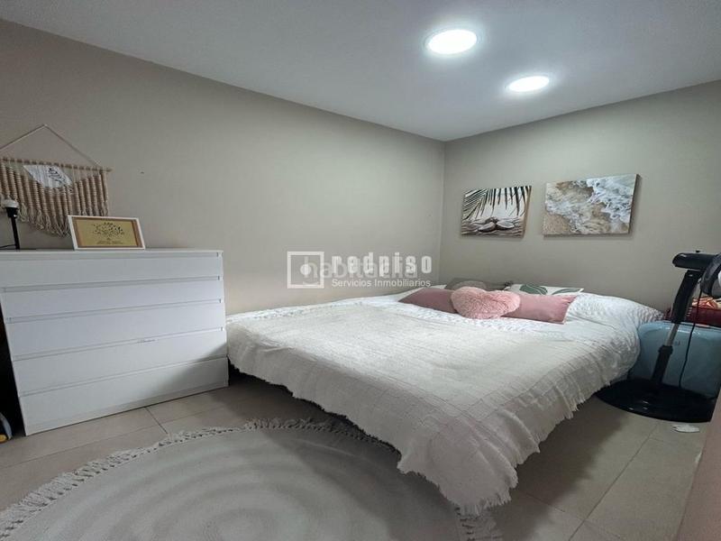 Foto effa5cfa-e1fb-42e6-8a9f-2e3206c54dc1. Édifice dans San Antón Alicante