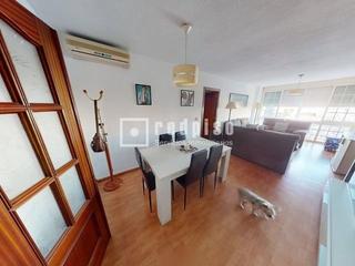 Pis  Medico pedro herrero. Vivienda en urbanización con piscina cerca del centro de alicant Pis  Medico pedro herrero. Vivienda en urbanización con piscina cerca del centro de alicant