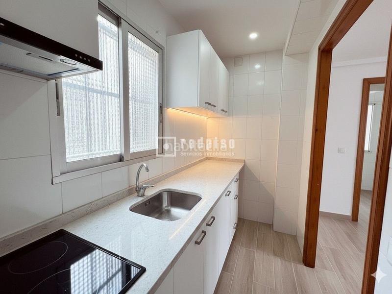 Foto 417e86bd-e518-447b-8d1b-14bd4c3e8f19. Piso en Barrio Benicalap Valencia