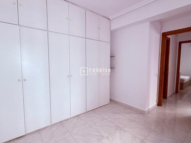 Foto 5347f66c-2b67-418a-a0de-9c08411ab24b. Piso en Barrio Benicalap Valencia