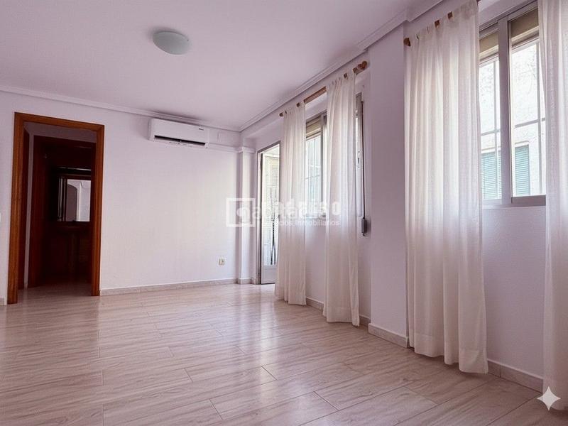 Foto eae177aa-1a65-4e84-adef-ac7acbea5092. Piso en Barrio Benicalap Valencia