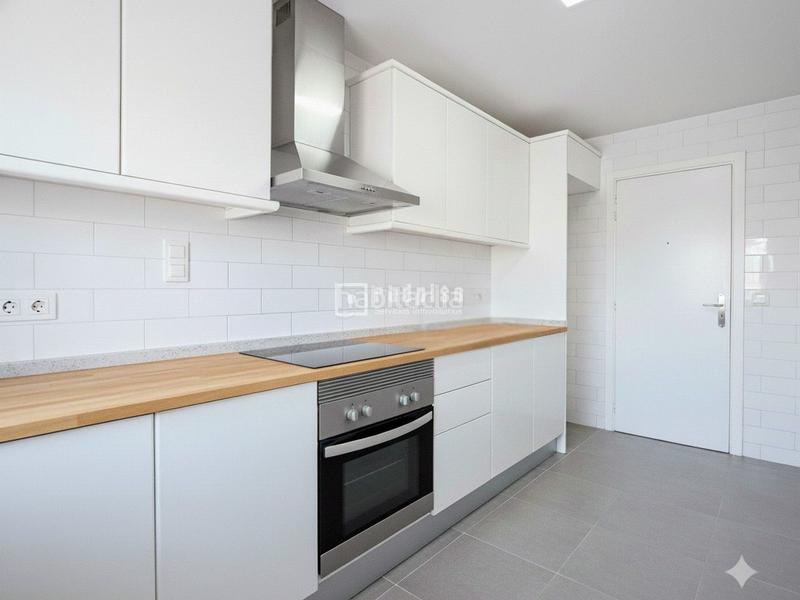 Foto 20ea6bc8-b93e-49a7-b22d-0af7377903c0. Appartement dans El Botànic Valencia