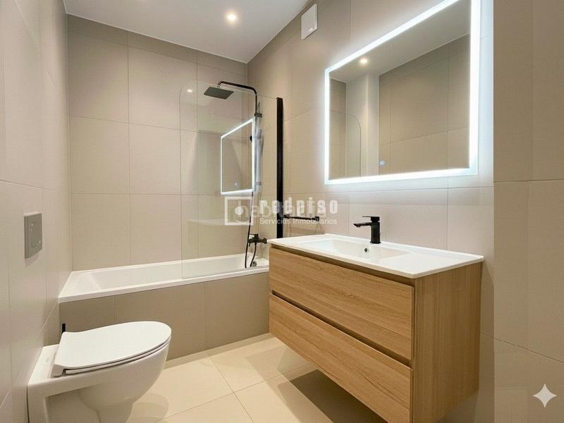 Foto 2d15b0c4-2f5b-4c78-b09d-024b23ed00d7. Appartement dans El Botànic Valencia