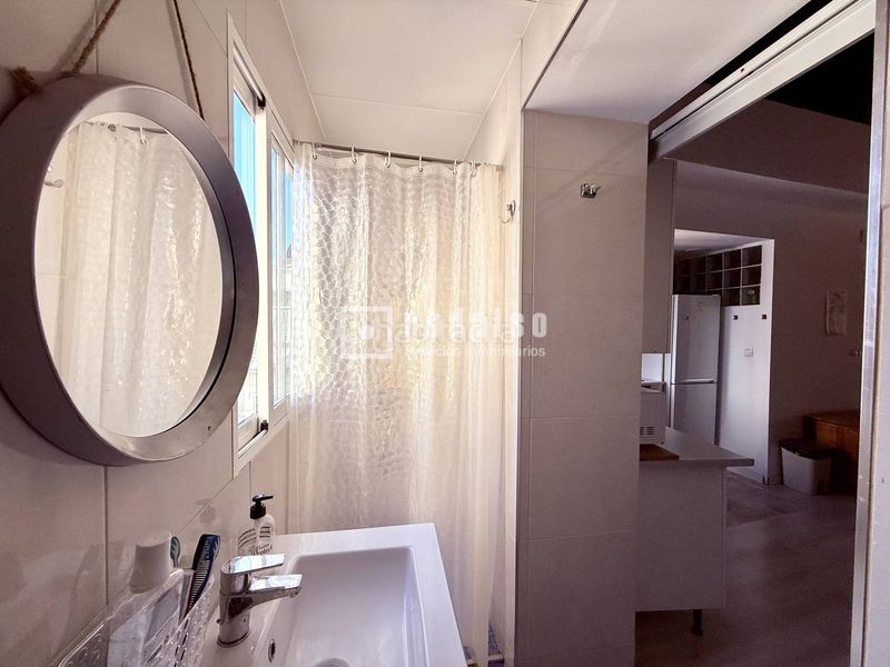 Foto 3401b965-50bd-4e6c-a775-6b2c67b484d2. Flat with heating in El Botànic Valencia