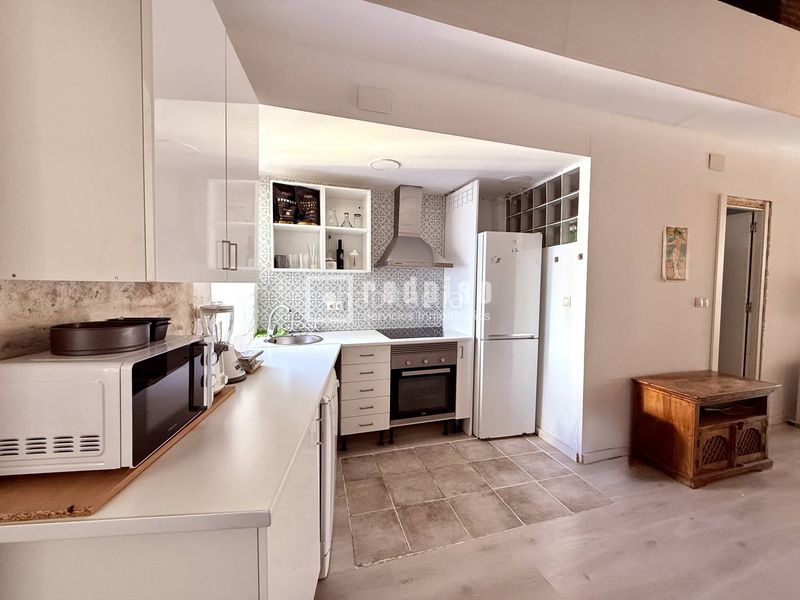 Foto f8cb8306-096f-438c-a900-291009ba7abc. Flat with heating in El Botànic Valencia