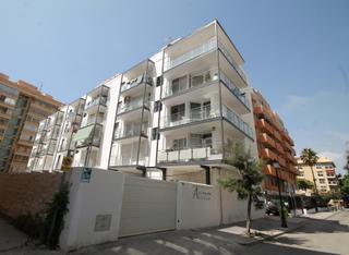 Miete Etagenwohnung  Calle oliva. Apartamento de un dormotorio, terraza y parking en los boliches