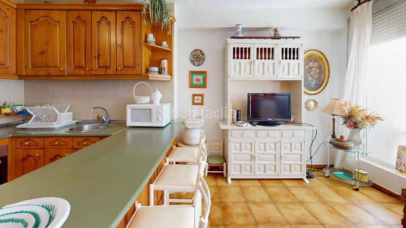 Foto 60ae4d36-e3d6-4188-bf7d-302d73d3cdd2. Rent flat with parking in Playa de los Boliches Fuengirola