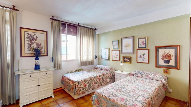 Foto f6812042-4c0b-4576-b24d-04c5d94963be. Rent flat with parking in Playa de los Boliches Fuengirola