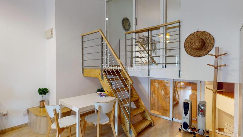 Foto 0d052d25-8904-4f70-8b07-5b602ee85b78. Alquiler piso loft de tres dormitorios dos baños en los boliches en Fuengirola