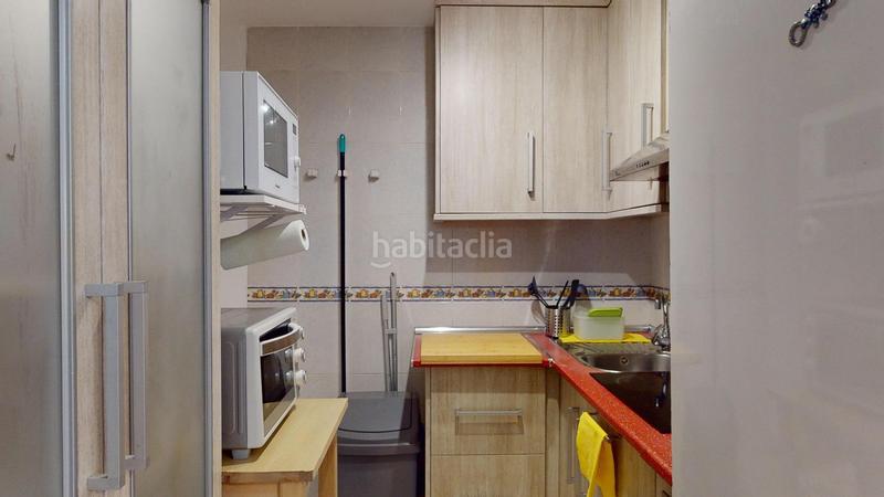 Foto 152450d7-53b2-4cbd-8b4a-feb54263c602. Alquiler piso loft de tres dormitorios dos baños en los boliches en Fuengirola