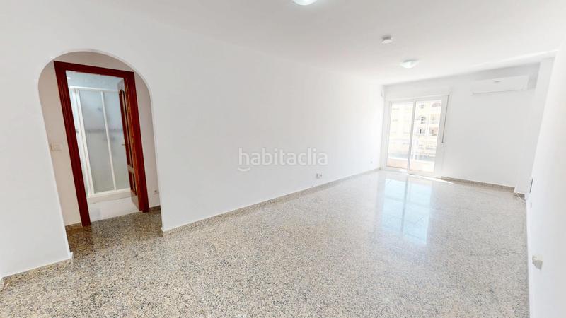 Foto 4abae257-483b-4591-b6e4-8d1c41a03649. Piso  de dos dormitorios dos baños para entrar a vivir! en Fuengirola