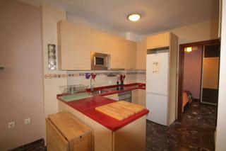 Location Appartement  Calle álora. Piso de dos dormitorios y garaje en los pacos.