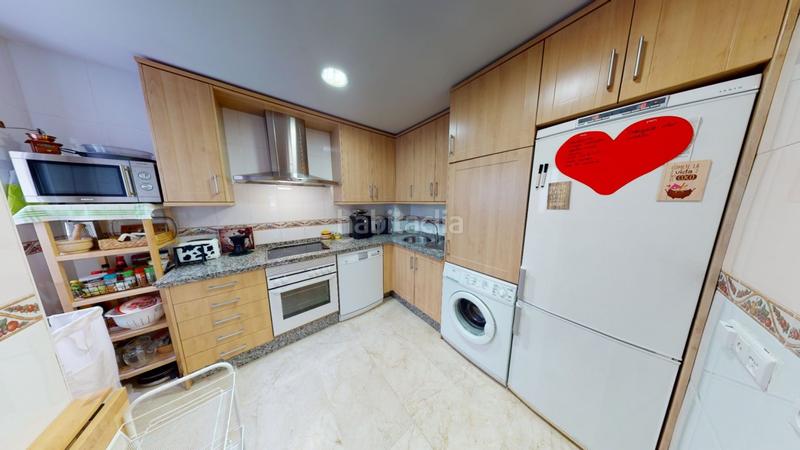 Foto 1f68e747-cf5e-4353-8b05-aa89328f124c. Location appartement avec chauffage parking piscine dans Benalmádena