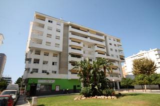 Location Appartement  Calle romeria del rocio. Piso en zona plaza hispanidad.