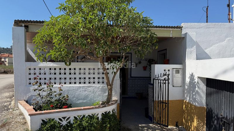 Foto c894a1c0-48b8-4393-832d-a435ba347297. Masia amb piscina a Coín