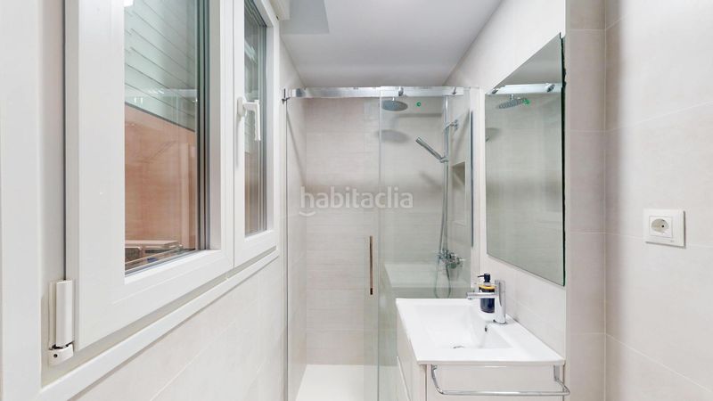 Foto dbad7a26-18c6-4838-b129-bb6db84241a6. Apartament amb calefacció a Playa de los Boliches Fuengirola