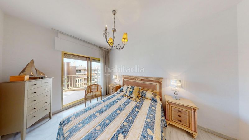 Foto e2bb7fc2-8fd2-4015-be40-7650c0939854. Lloguer pis amb calefacció a Castillo Sohail - Myramar Fuengirola