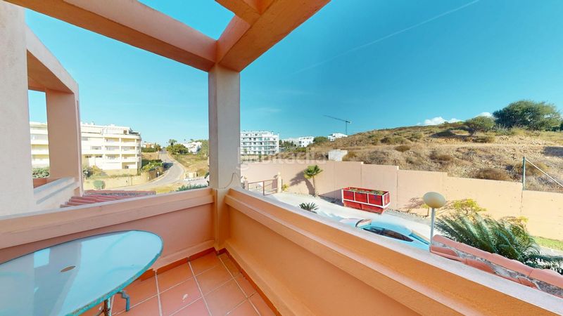 Foto d7b33e78-c94b-496e-95c3-a7b7576d773c. Alquiler piso alquiler de larga temporada en playa marina la mirada, a 150 metros de la playa en Mijas